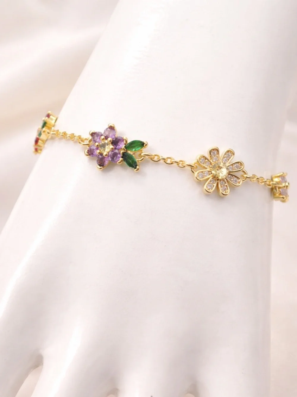 Kate Spade Busting Blooms Bracelet - Picture 6 of 7